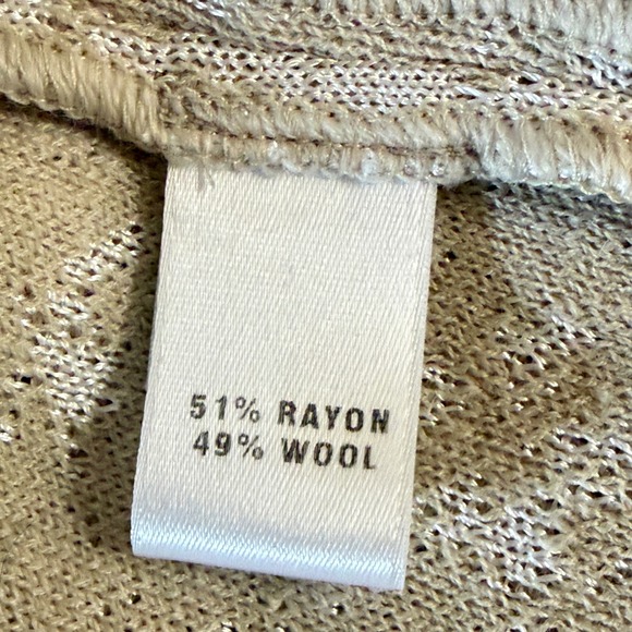 ST JOHN Knit Cardigan Beige Cream Pattern Waterfall Shawl Draped sz M _READ_ - Picture 4 of 10